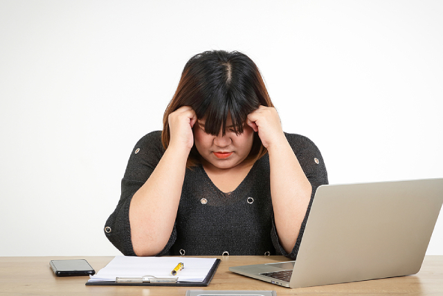 5 Ways Your Job Is Undermining Your Weight Loss Efforts