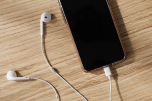 How to Use Your Music Playlist as a Weight Loss Tool