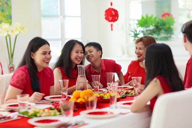 Enjoy CNY Treats Without Guilt: A Balanced Approach
